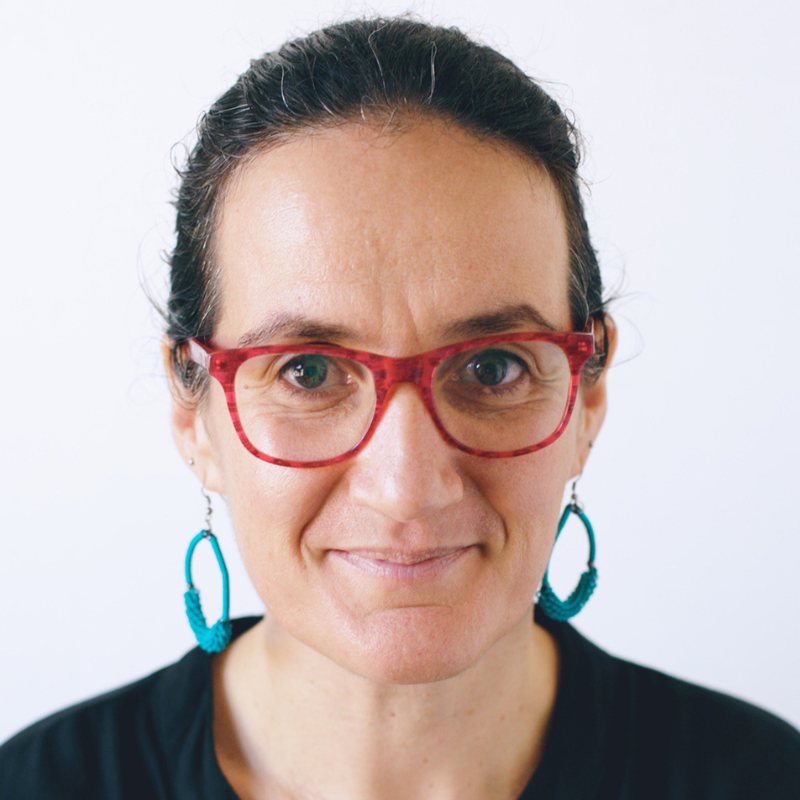 MEDIA DIRECTOR